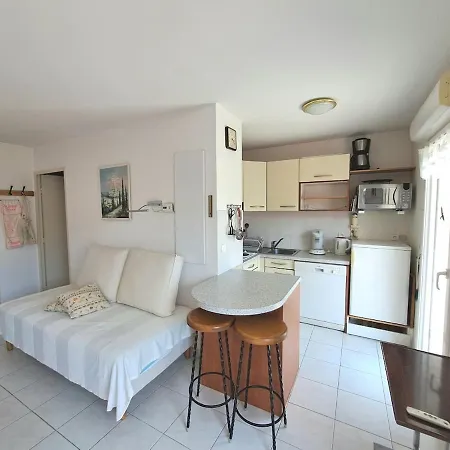L'olympe 2 With Terrace 4 People Apartment