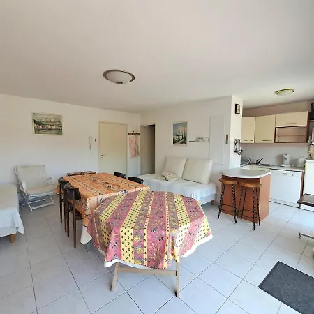 L'olympe 2 With Terrace 4 People Apartment